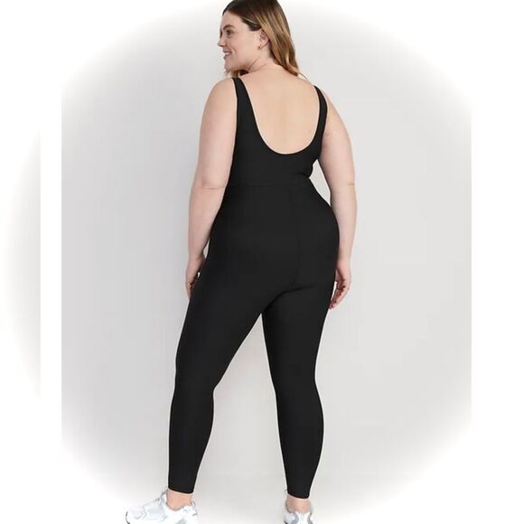 Old Navy Jumpsuit             Sleeveless Powersoft Jumpsuit - Picture 3 of 7